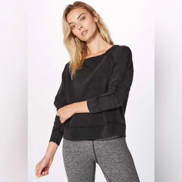 Lululemon  Loop Back Crew    NWOT   Black  size 12 - Picture 12 of 14